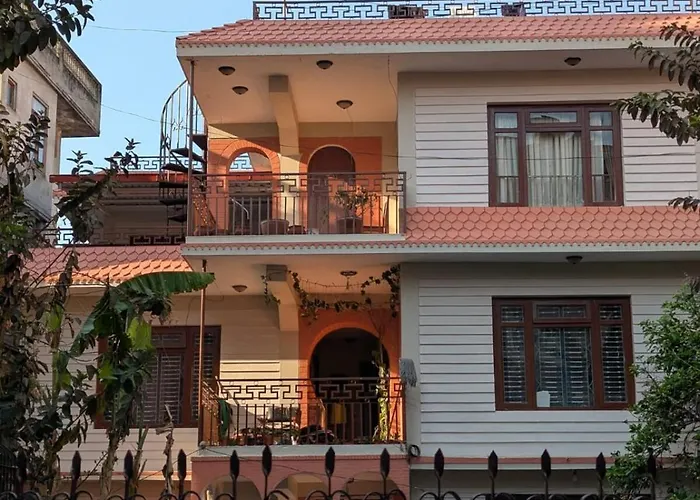 Appartement Gyanman Homes